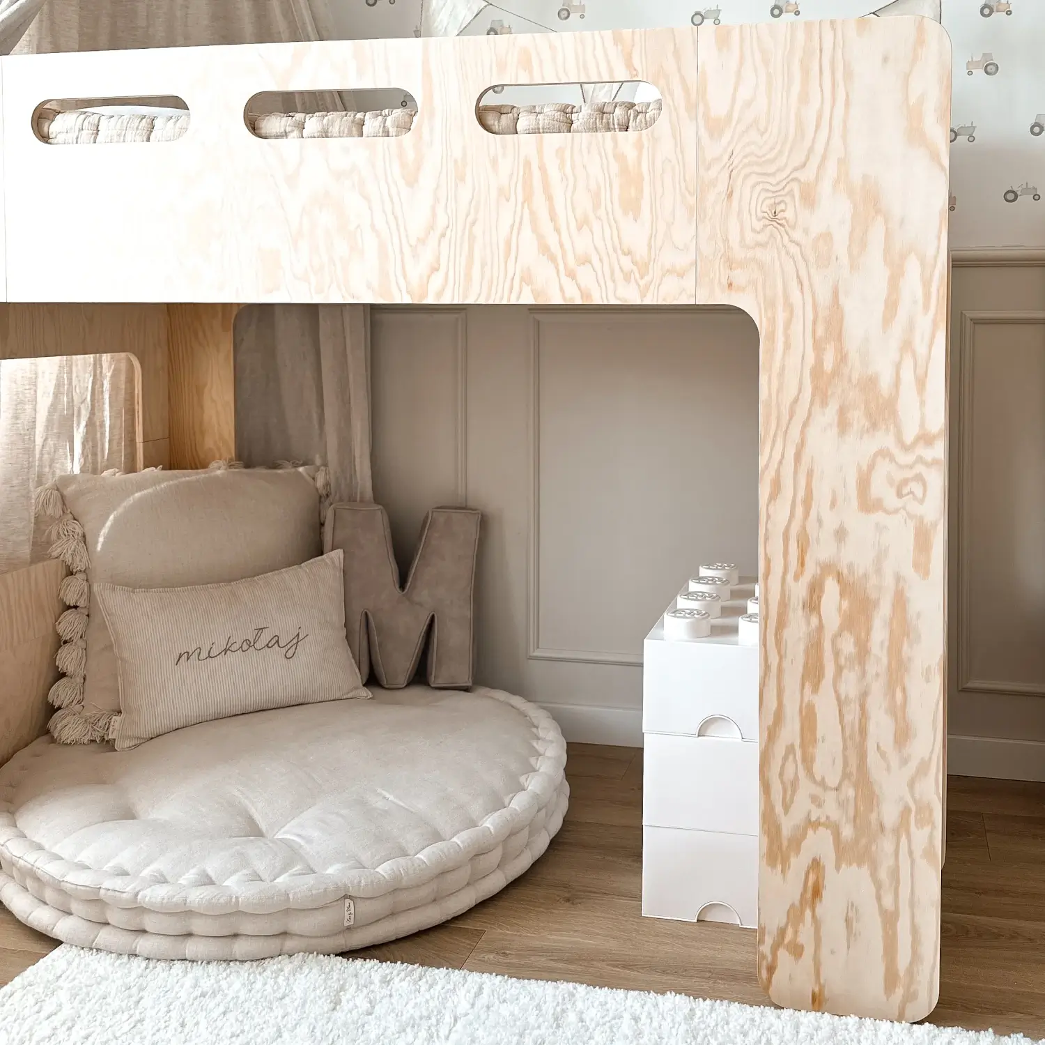 Łóżko piętrowe pojedyncze dla dziecka z antresolą MIMI A Montessori Drewniane